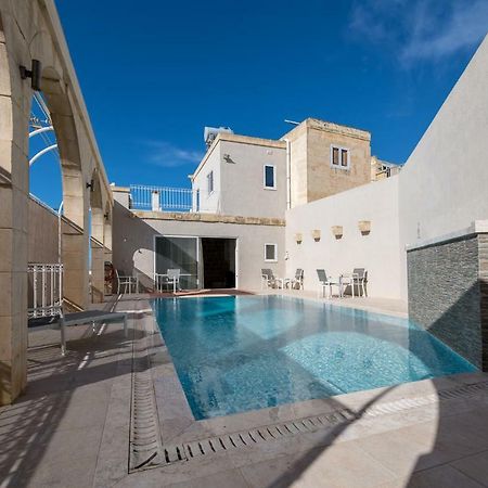 Zeppi'S Luxury Holiday Farmhouse With Private Pool Għarb Εξωτερικό φωτογραφία