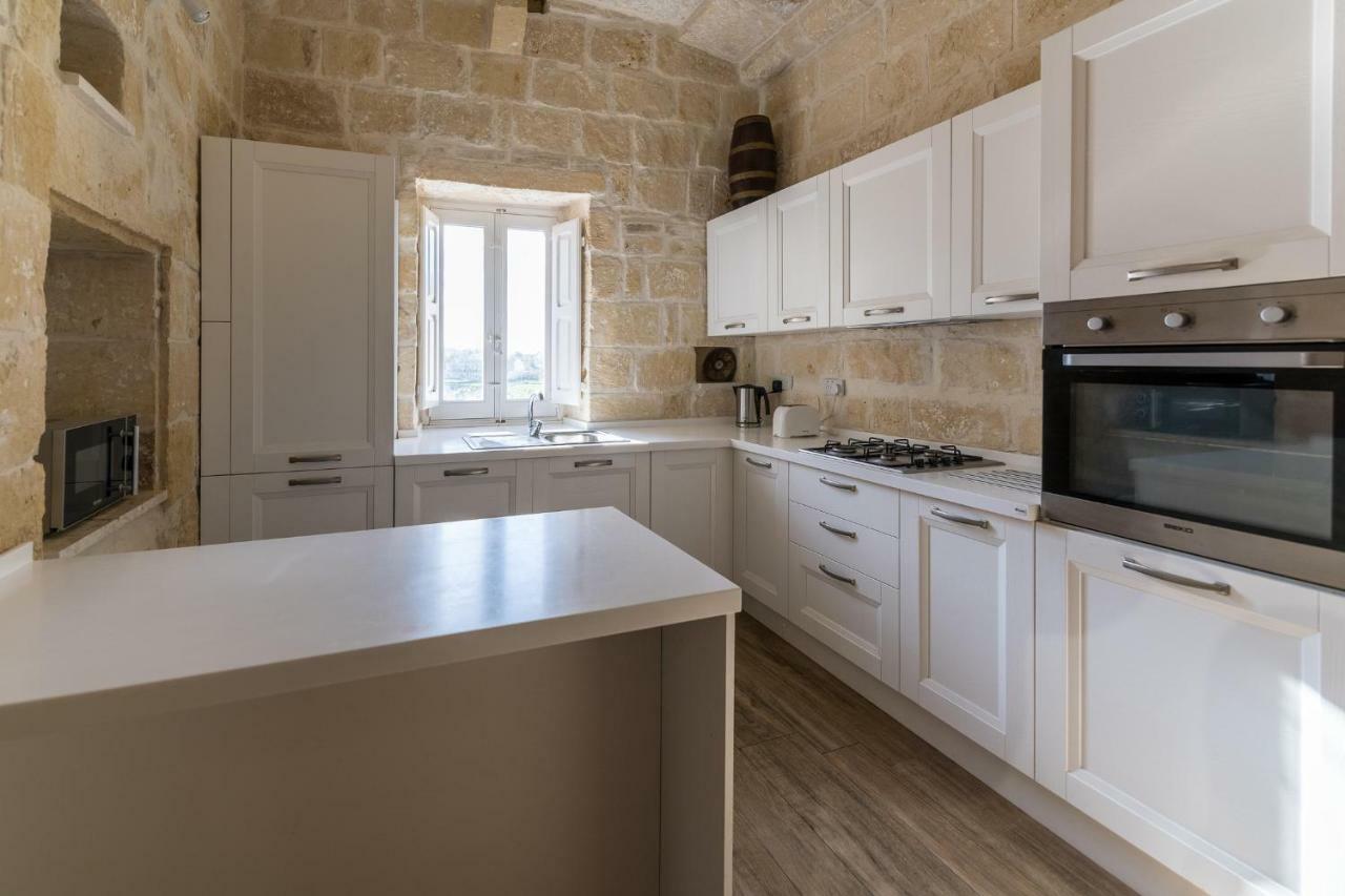 Zeppi'S Luxury Holiday Farmhouse With Private Pool Għarb Εξωτερικό φωτογραφία