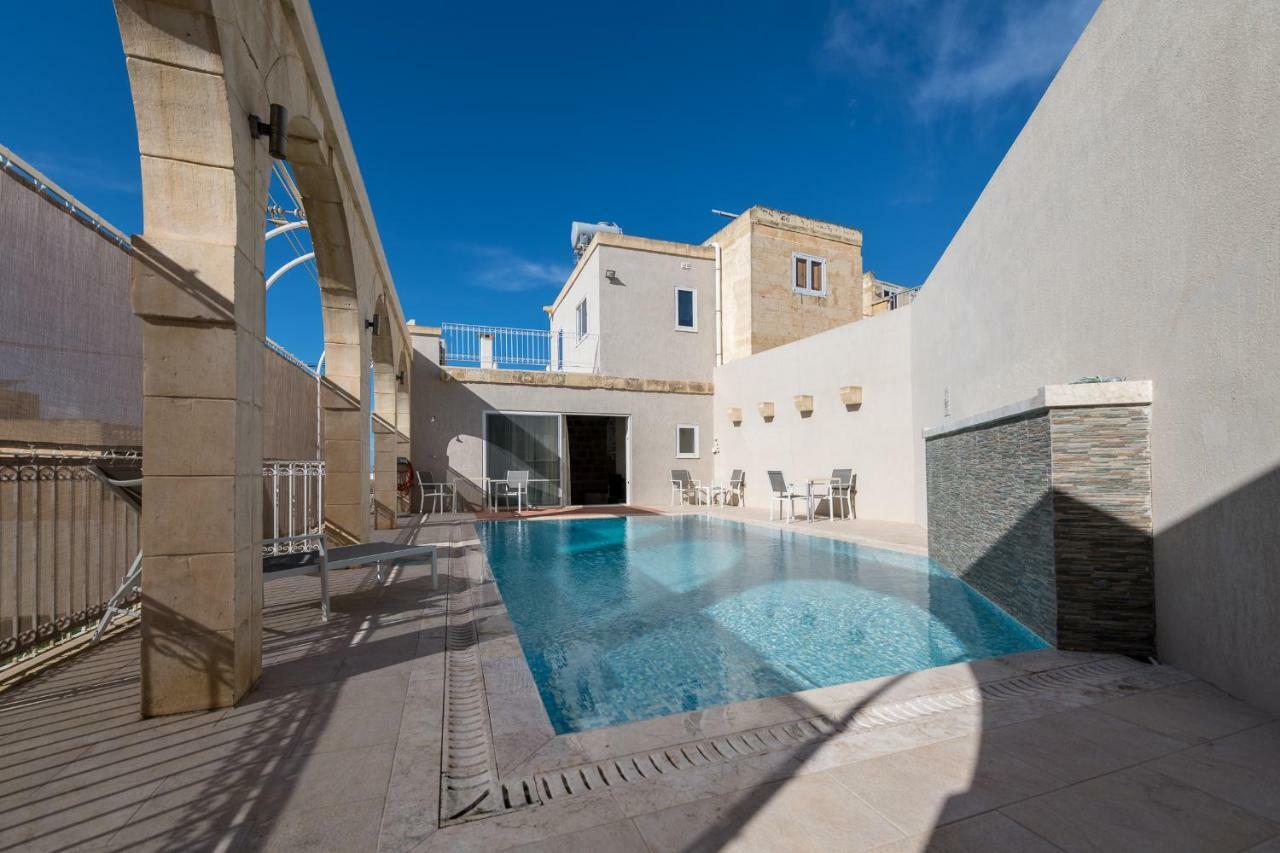 Zeppi'S Luxury Holiday Farmhouse With Private Pool Għarb Εξωτερικό φωτογραφία