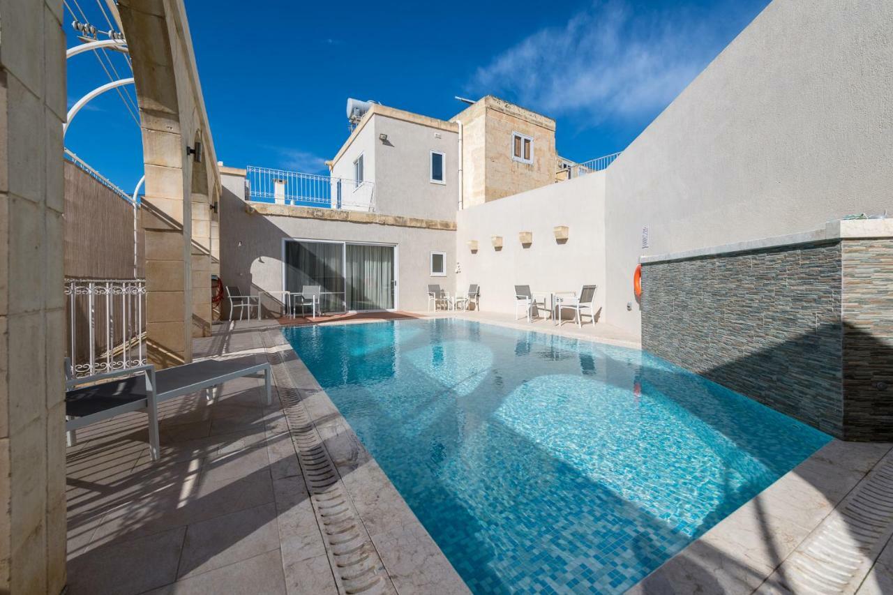 Zeppi'S Luxury Holiday Farmhouse With Private Pool Għarb Εξωτερικό φωτογραφία