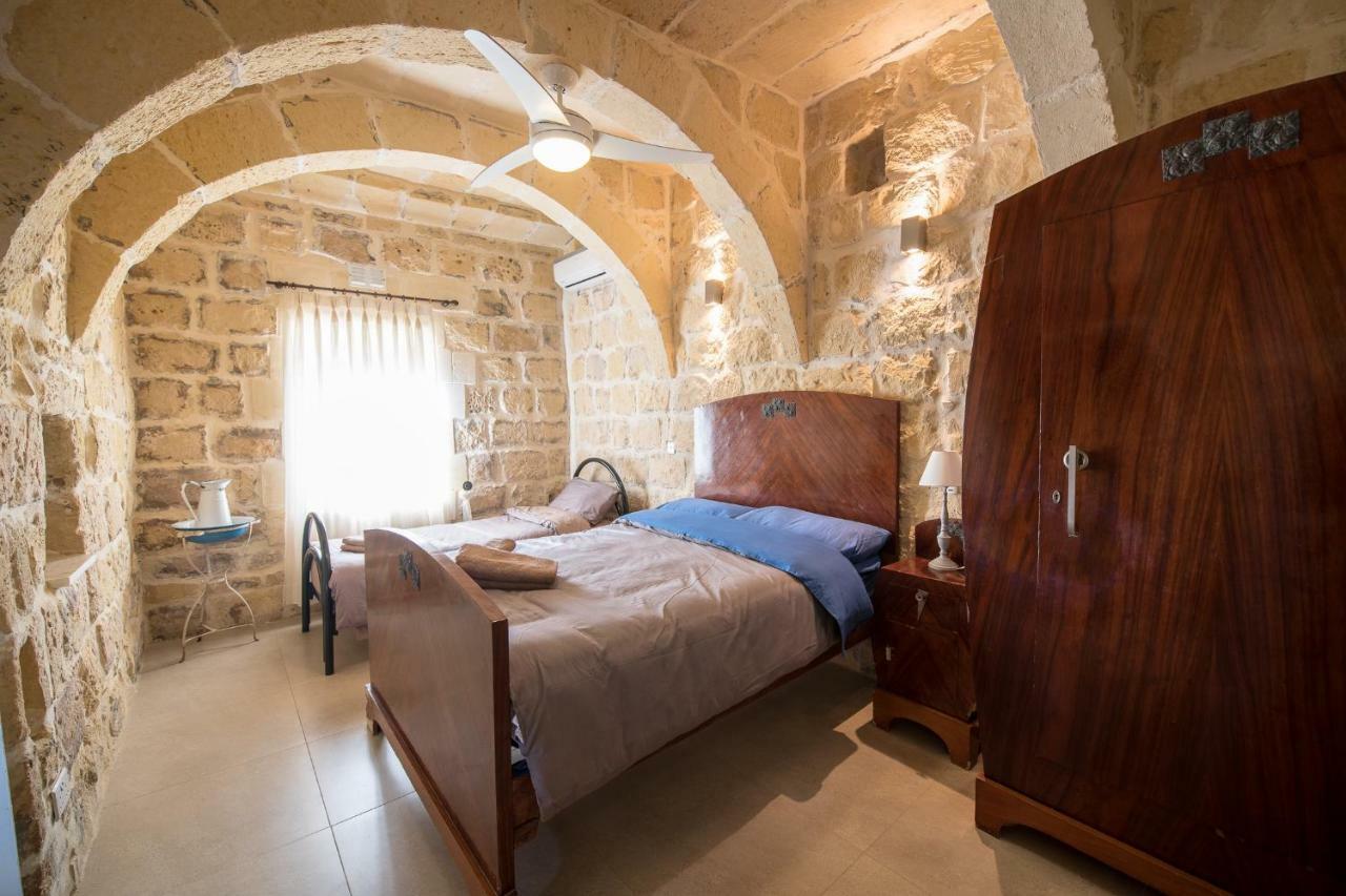 Zeppi'S Luxury Holiday Farmhouse With Private Pool Għarb Εξωτερικό φωτογραφία